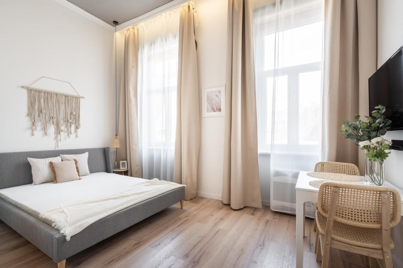 A62 - Akacfa Street Central Residence - Best Location By Bqa Budapest Exterior foto