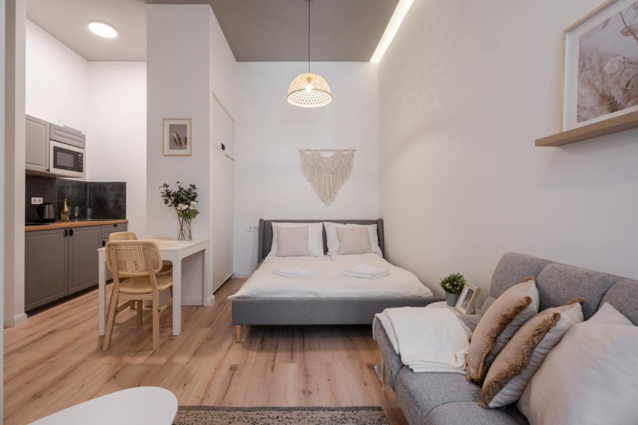 A62 - Akacfa Street Central Residence - Best Location By Bqa Budapest Exterior foto