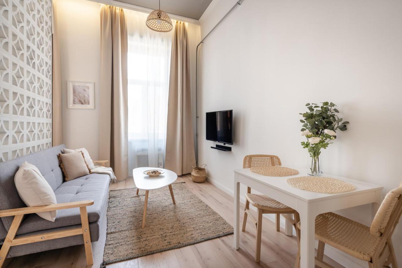 A62 - Akacfa Street Central Residence - Best Location By Bqa Budapest Exterior foto
